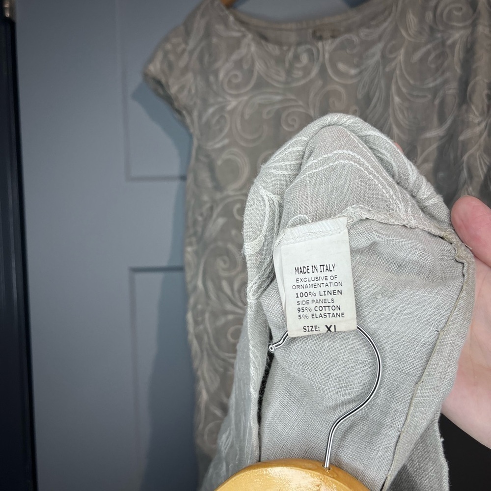 Lina Tomei Elegant Swirl Pattern Embroidered Linen Mini Dress - Picture 4 of 4